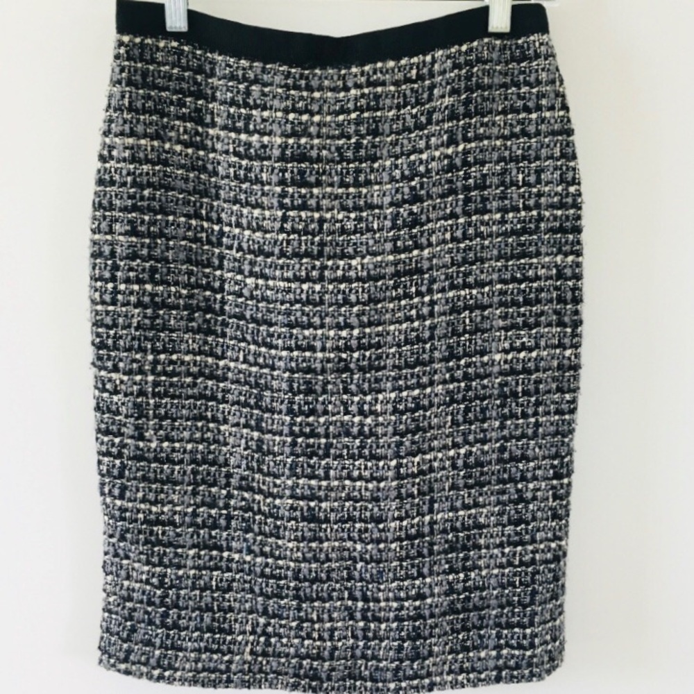 J. Crew No. 2 Tweed Career Pencil Skirt • Size 00